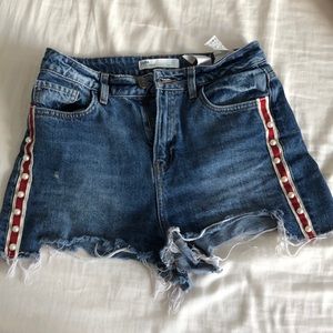 zara denim shorts